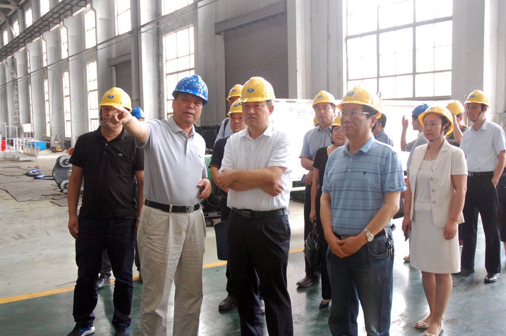 南陽市副市長謝鬆民一行來二機集團調研