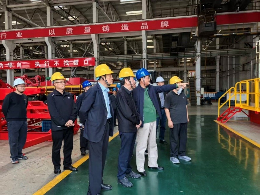 劉朝瑞一行蒞臨二機集團調研，助力企業高質量發展